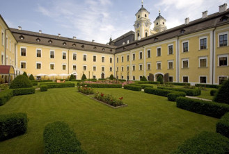 Schloss Mondsee