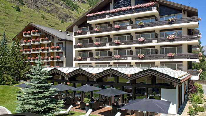 Mirabeau Hotel & Residence