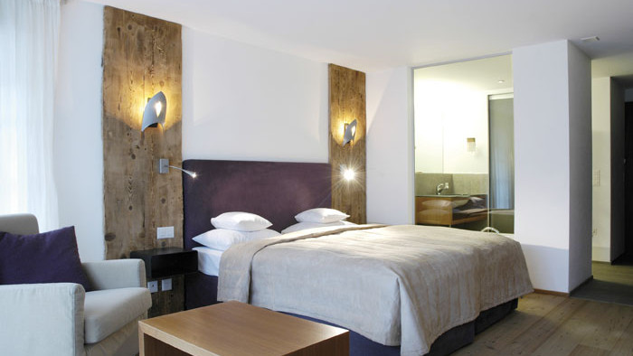 Mirabeau Hotel & Residence