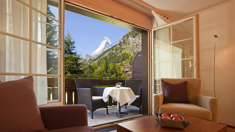 Mirabeau Hotel & Residence