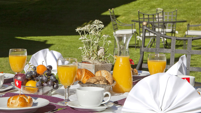 Mirabeau Hotel & Residence