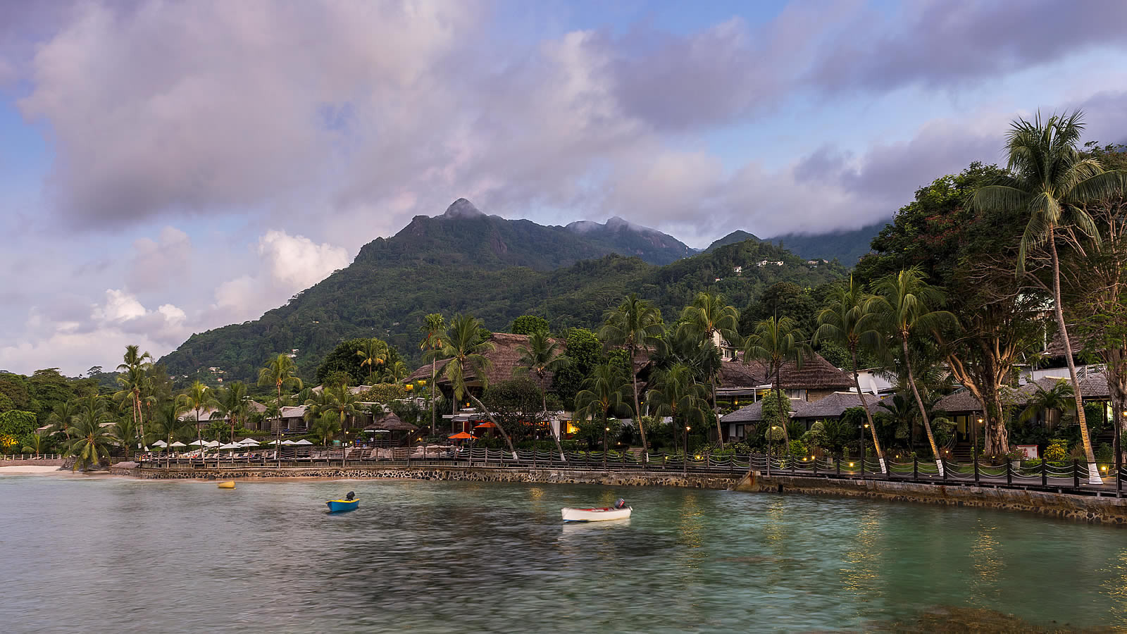 Le Meridien Fishermans Cove