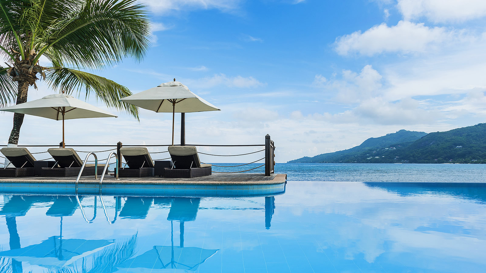 Le Meridien Fishermans Cove