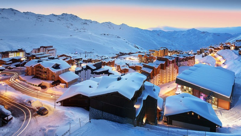 СHALET DES NEIGES KOH-I NOR