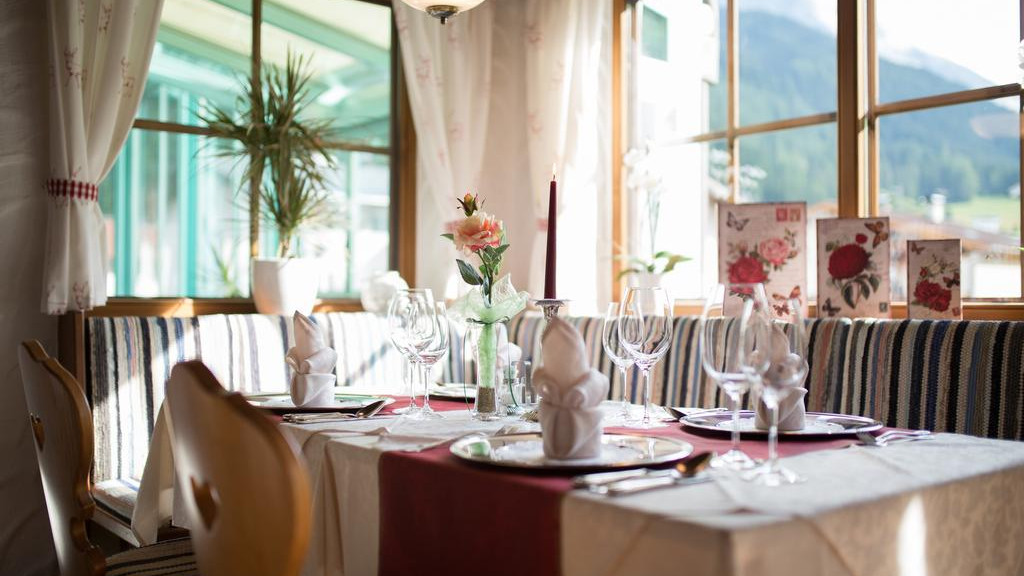 Отель Hohlenstein