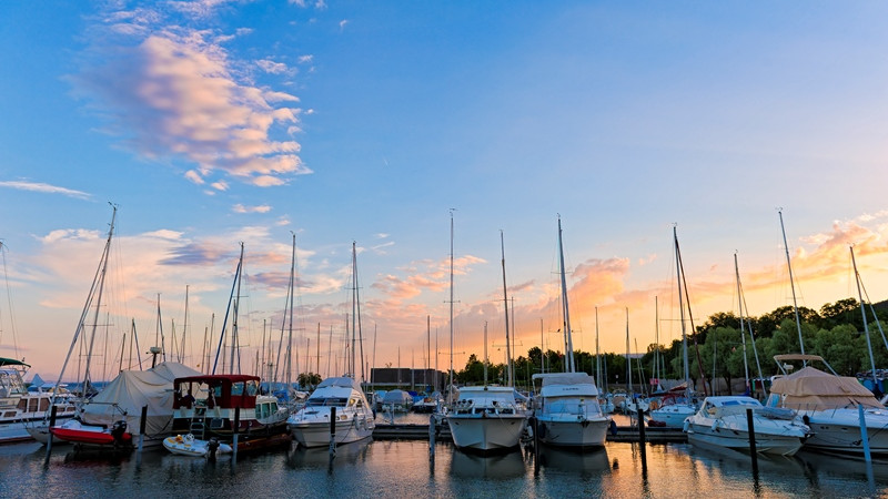 Озеро Невшатель