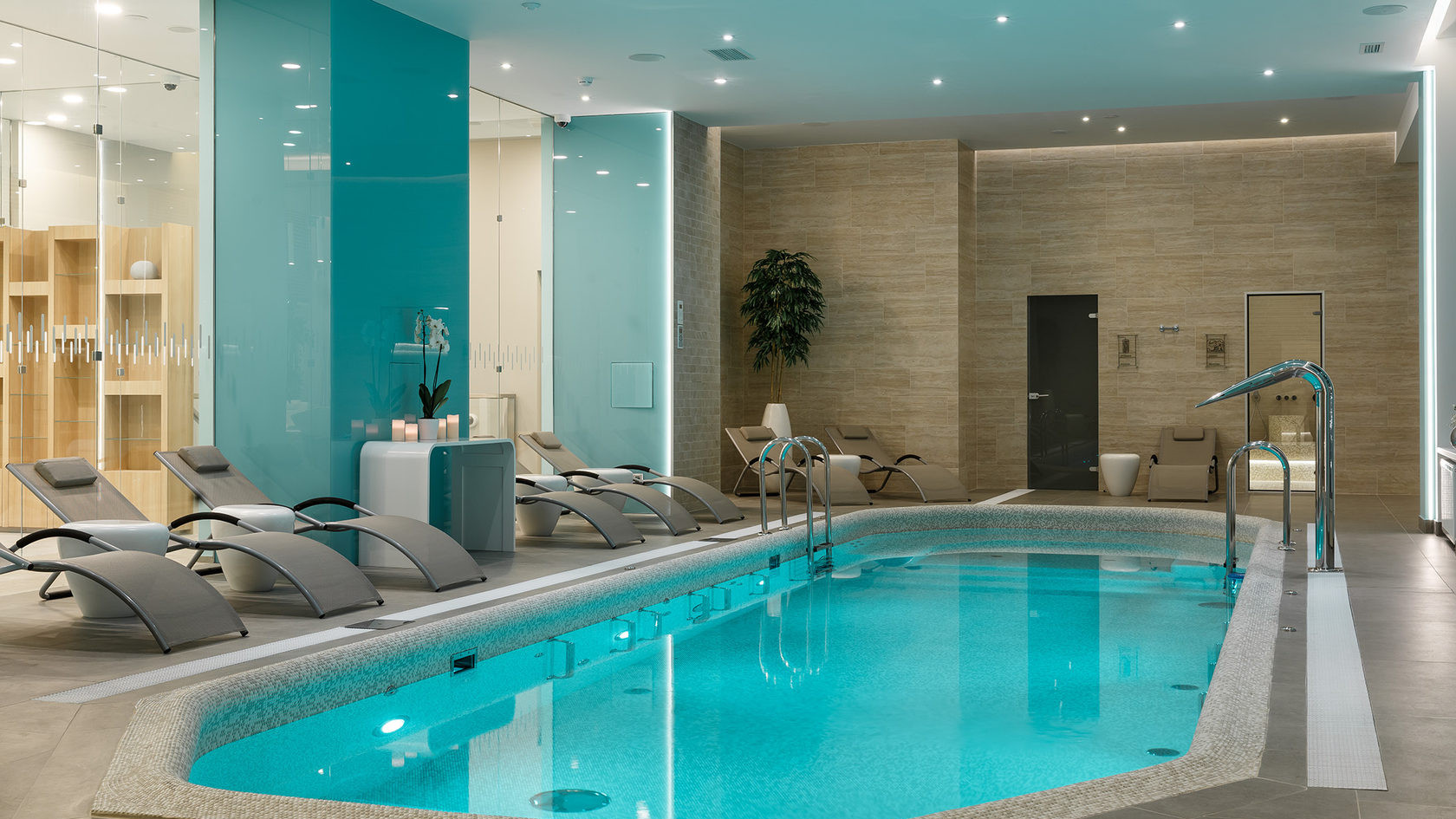 Первая Линия