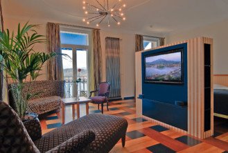 Art Deco Hotel Montana