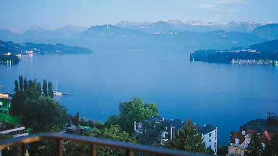 Art Deco Hotel Montana