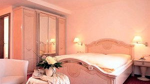 Schwarzer Adler Superior