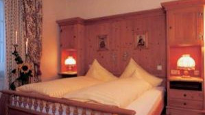 Schwarzer Adler Superior