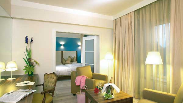 Hotel Schloss Weikersdorf