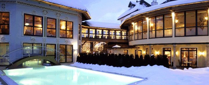 Castello Falkner Chalets and Residence