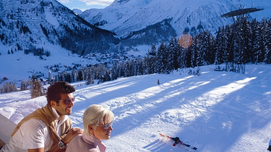 Deluxe Hotel and Chalet Montana