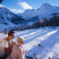 Deluxe Hotel and Chalet Montana